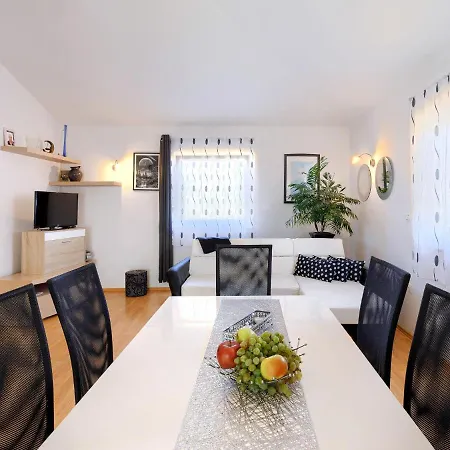 Marija By Interhome *